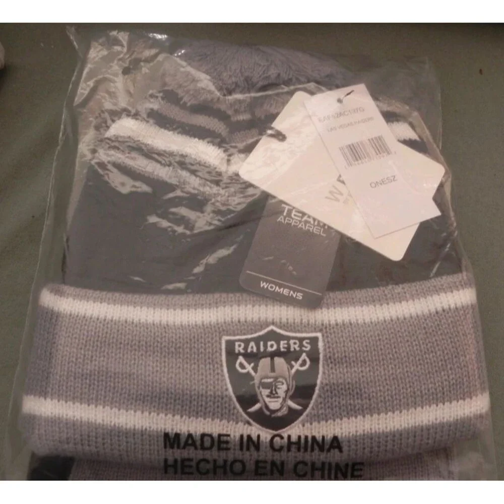 🏈 WEAR by Erin Andrews Raiders Beanie & Scarf Set (NWT)